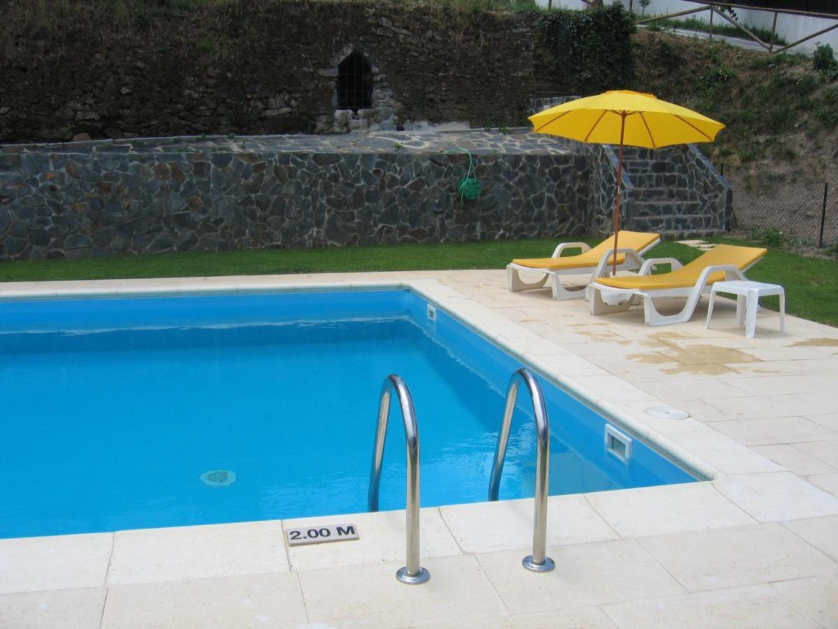 Casa Ribeira De Pera Villa Castanheira de Pera Exterior photo