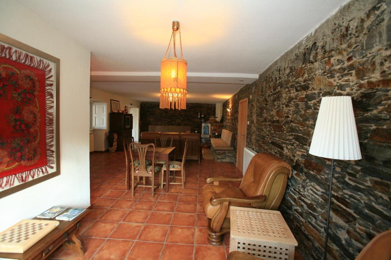 Casa Ribeira De Pera Villa Castanheira de Pera Exterior photo